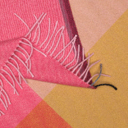 כירבולית Color Block Blankets Pink-Beige