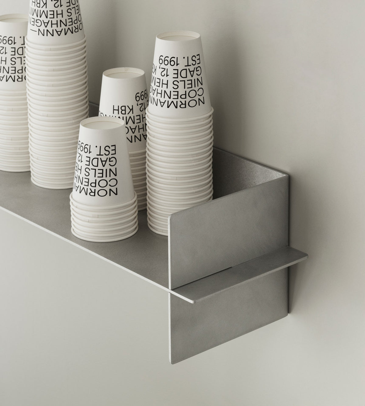מדף Alu Shelf (Large)