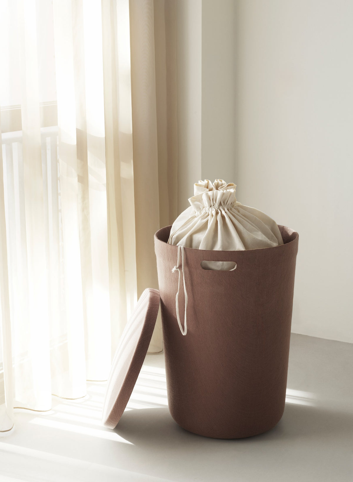 סל כביסה Hide Laundry Basket Brown