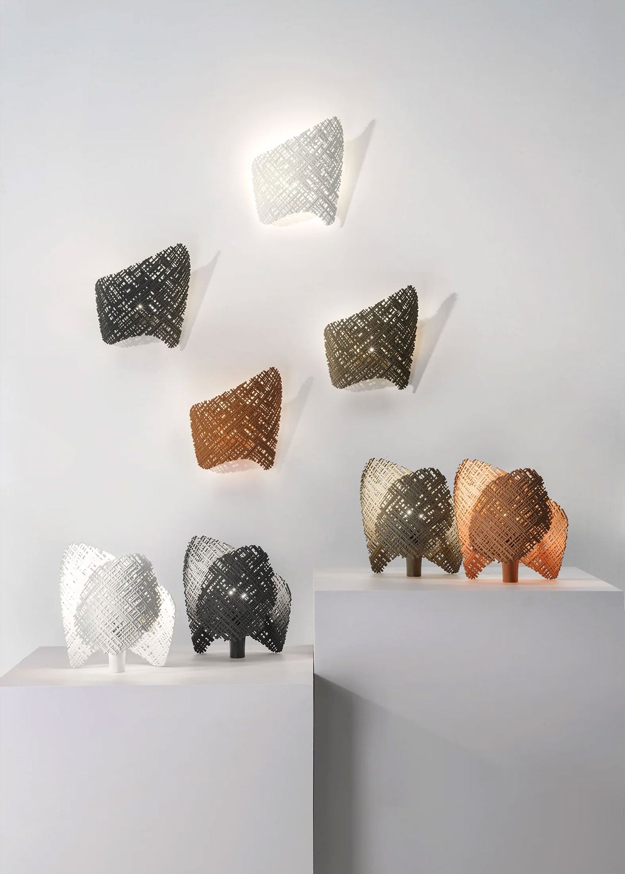 מנורת קיר Tea Applique Charcoal