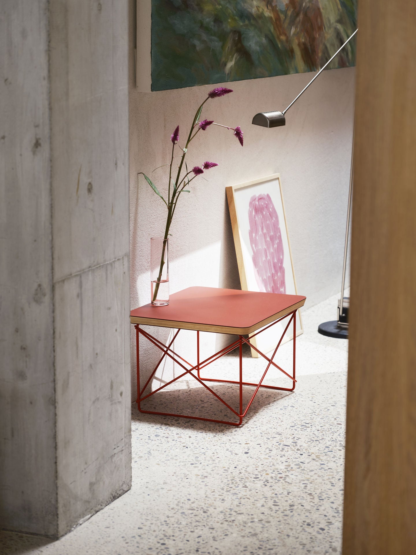 שולחן צד Occasional Table LTR E.Classic Red Base/Lino.d.brick