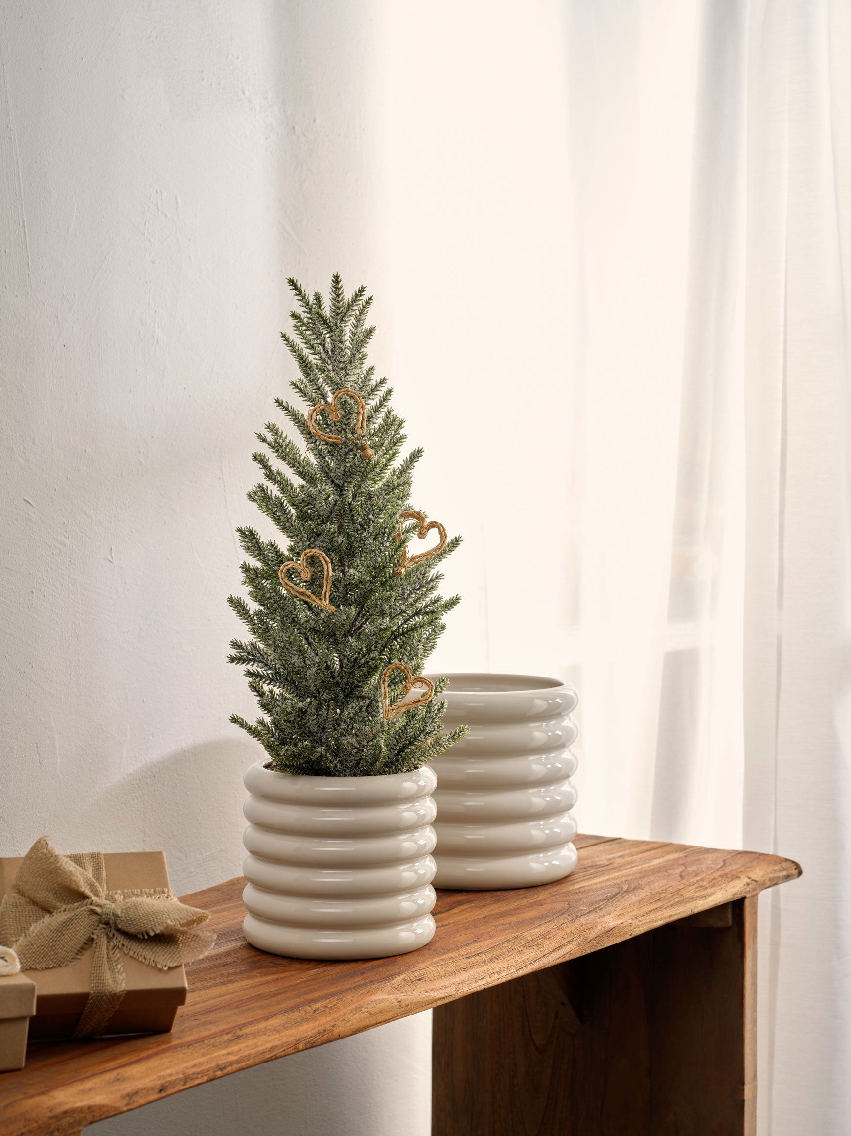 עציץ Loopy Planter Summer Sand (M)