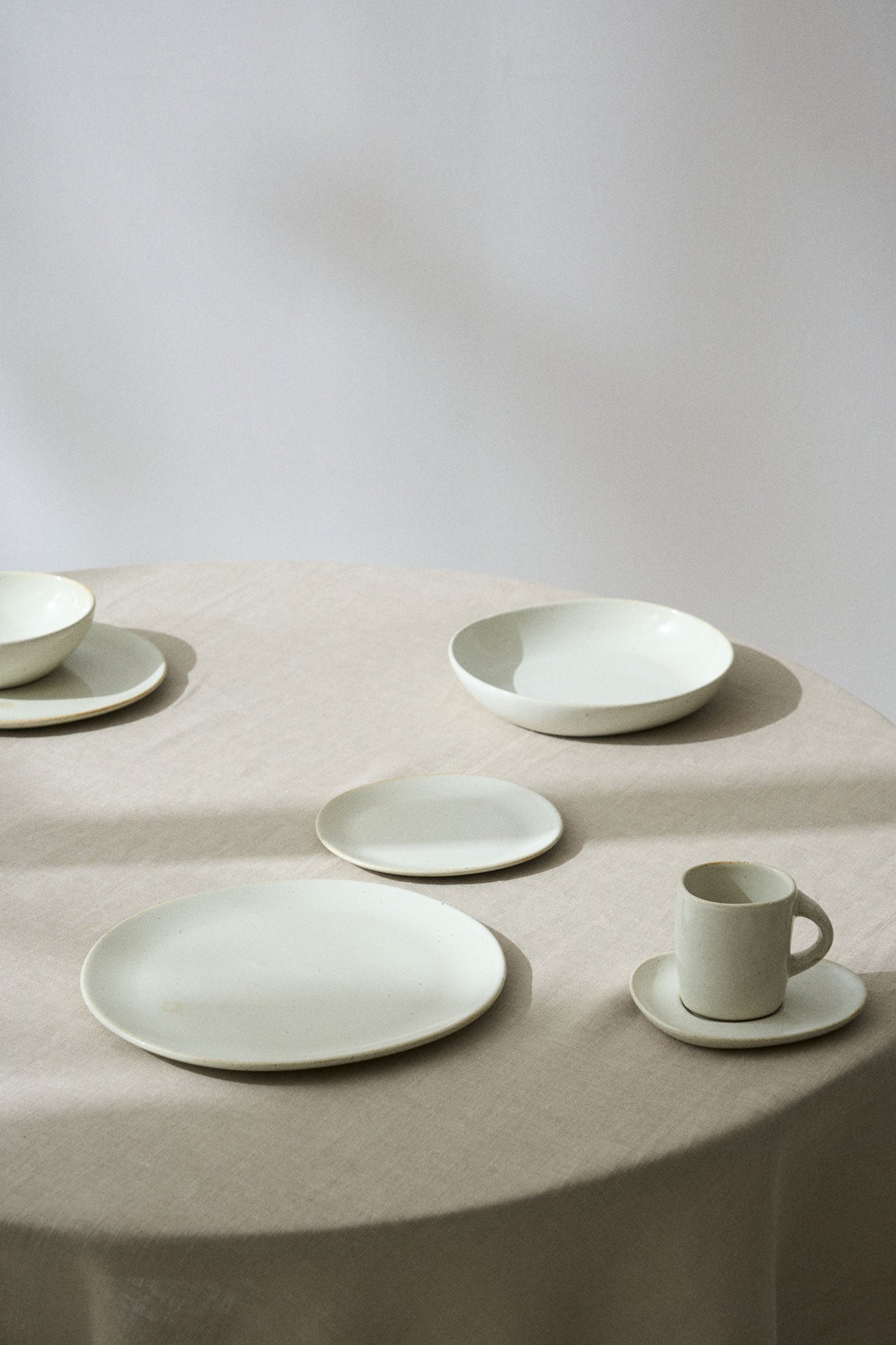 קערה אובלית Oval Serving Bowl Off-White