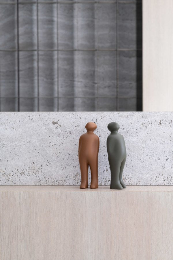 פסל The Visitor Cor 09 Pink (Small)