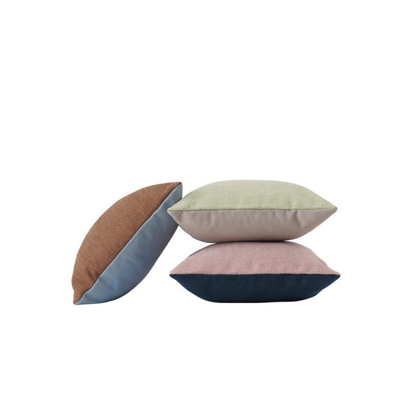 כרית Mingle Cushion Copper Brown / Light Blue