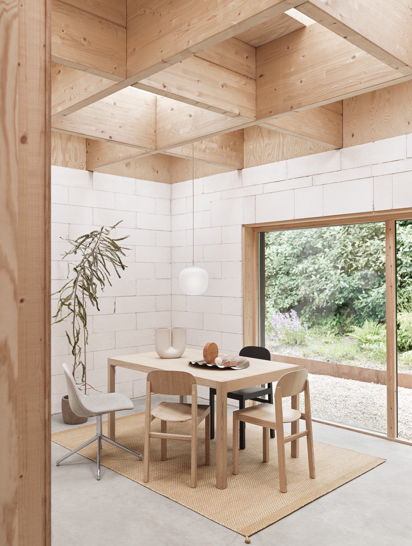 מנורה Rime Pendant Lamp / Ø 37 cm White