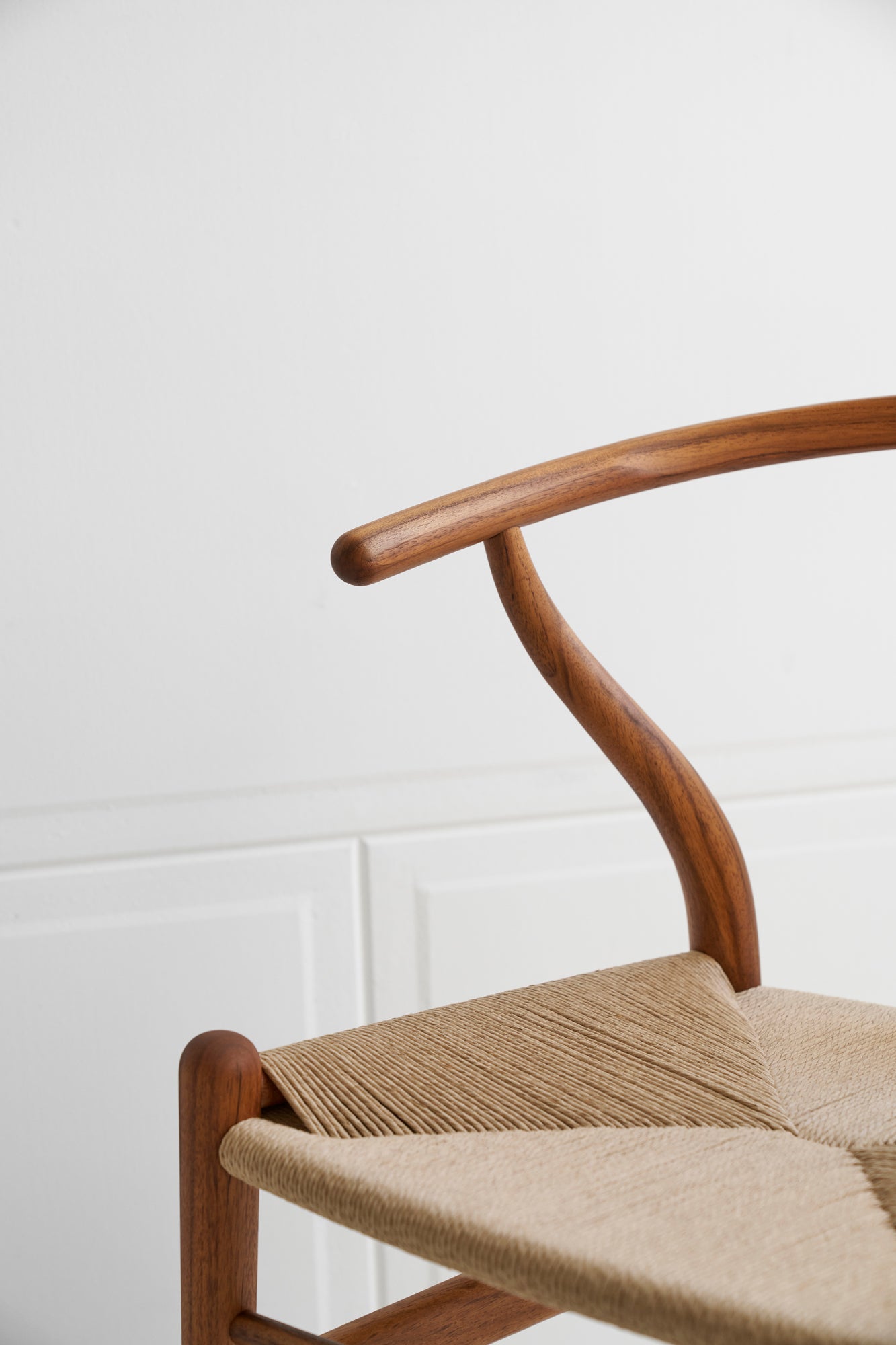 כסא CH24 Wishbone Chair Teak oil natural papercord