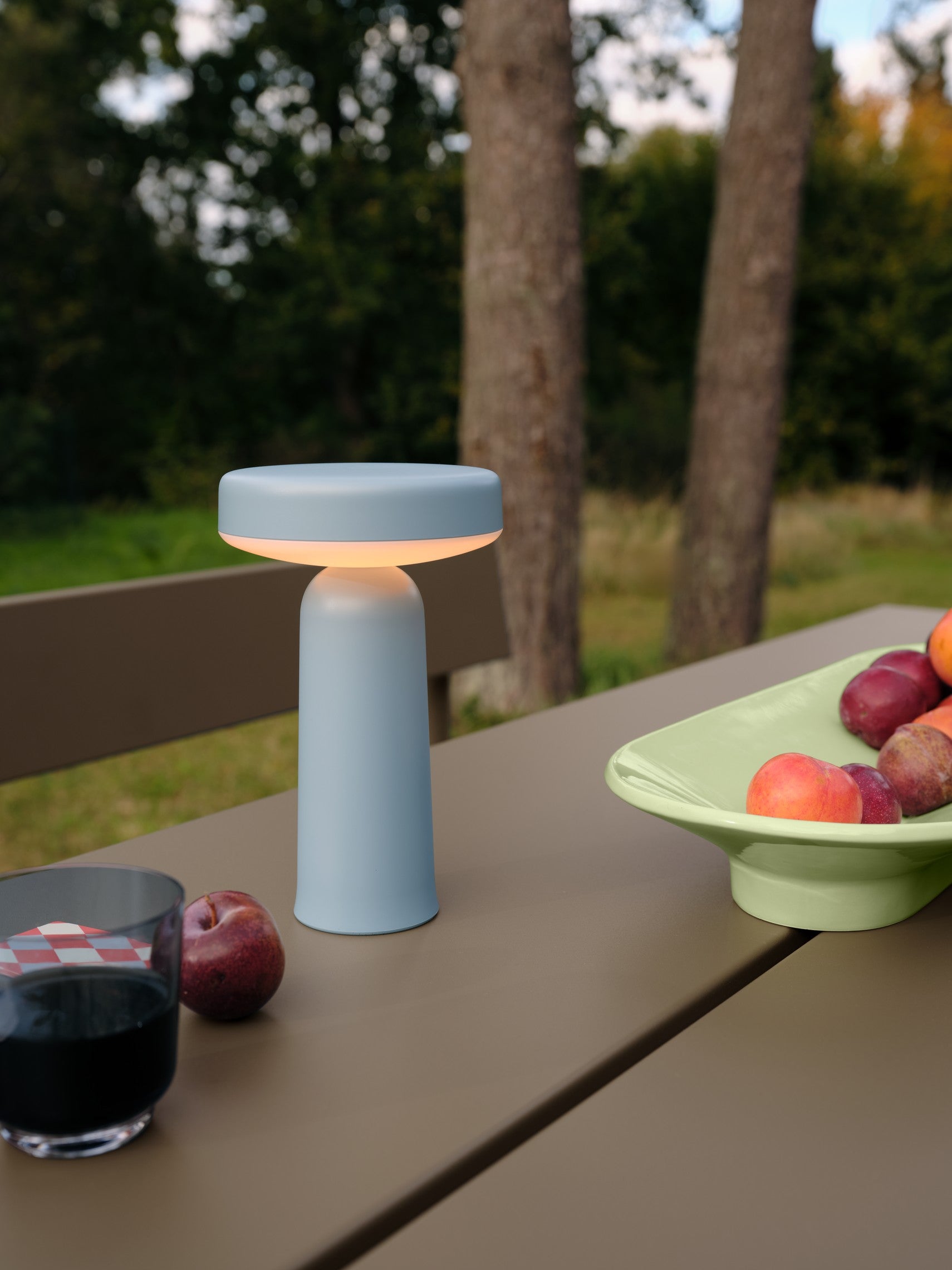 מנורה Ease Portable Lamp Light Blue