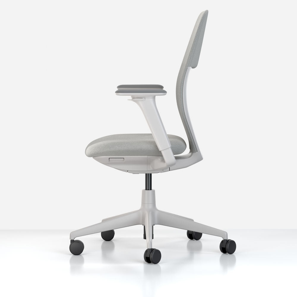 כסא משרדי ACX Mesh Light Grey Adjustable Arms