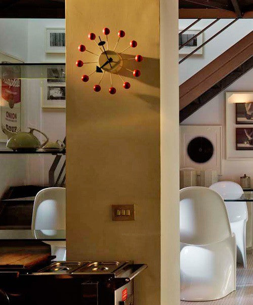 שעון Ball Clock Red