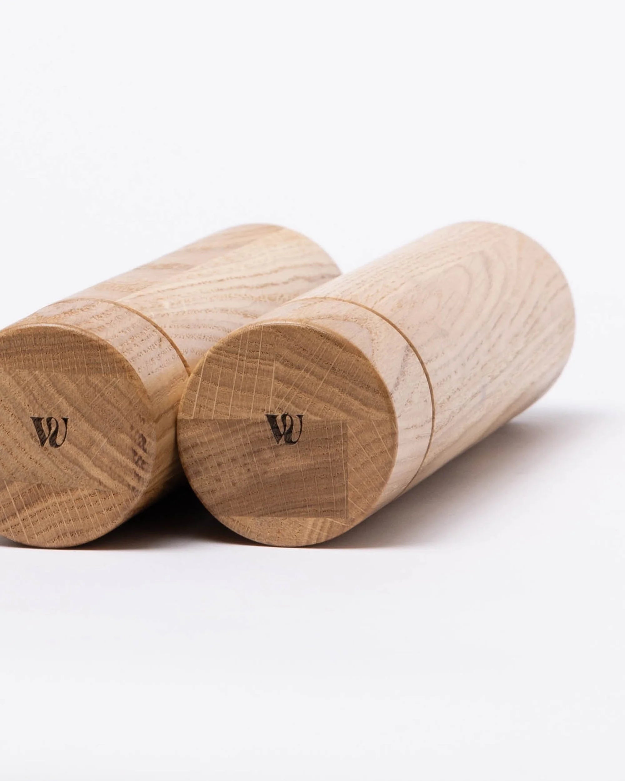 מטחנת פלפל UPSIDE DOWN Oak