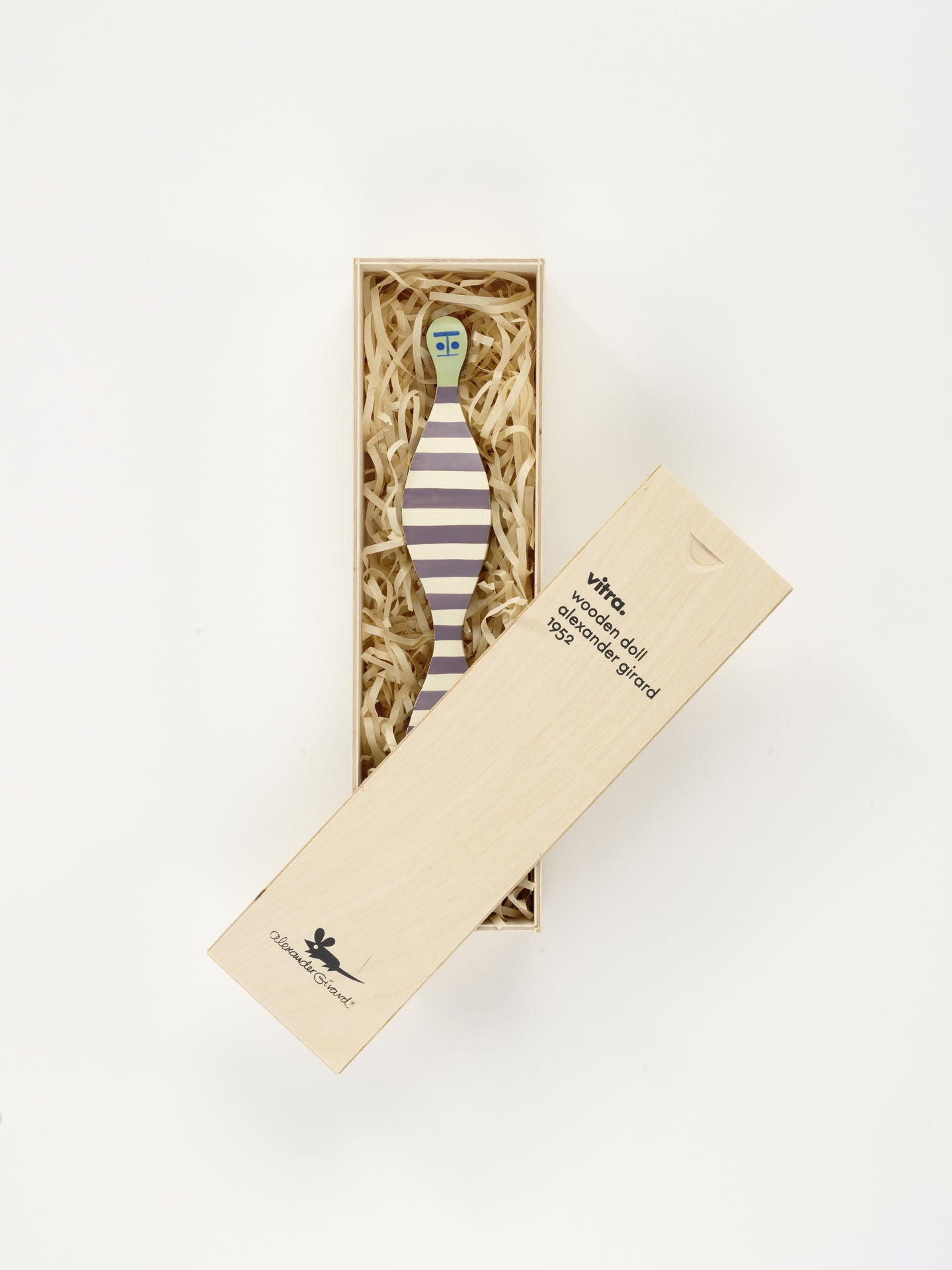 בובה Wooden Doll No. 16