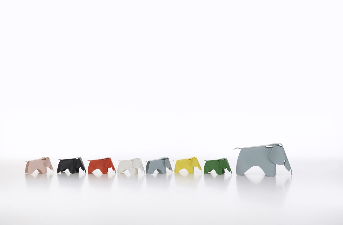 פיל Eames Elephant White (small)