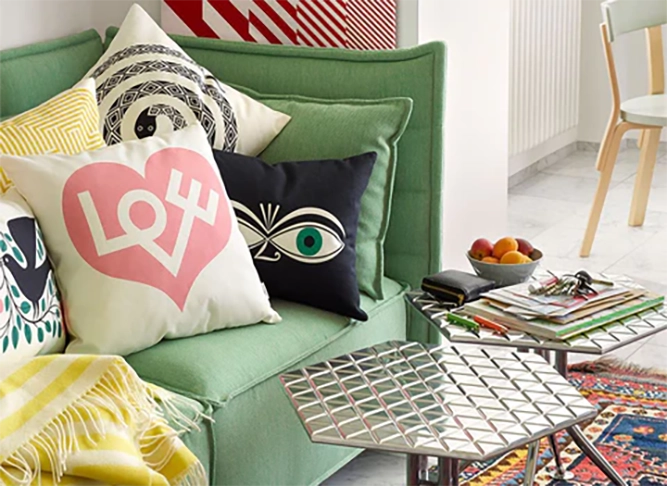 כרית Graphic Print Pillows Black - Eyes Blue and Green