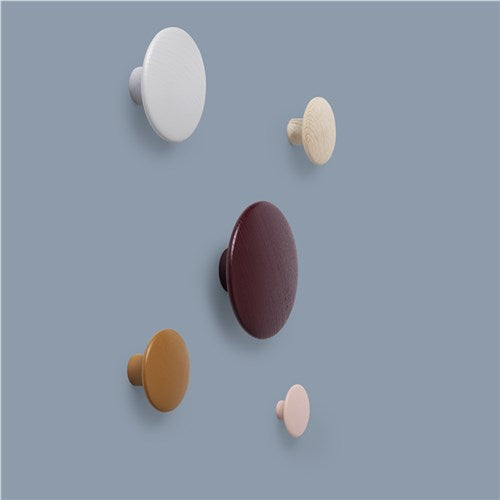 מתלה Dots Wood Burgundy Ø6.5cm