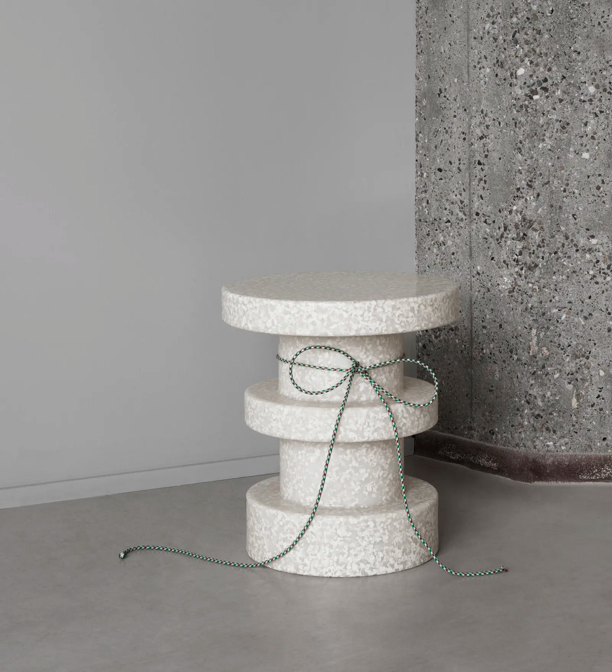 שרפרף Bit Stool Stack White/White