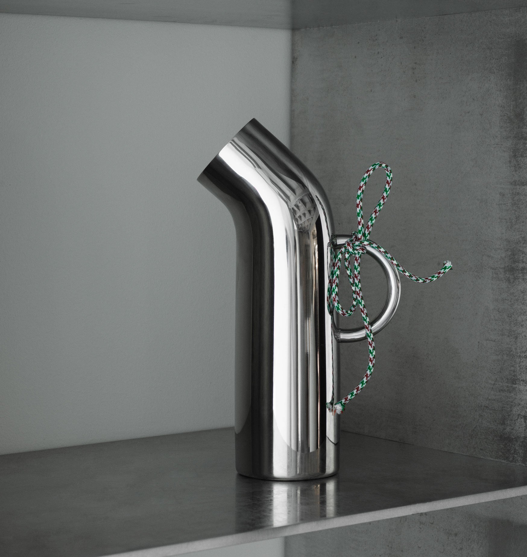 כד Pipe Pitcher Steel