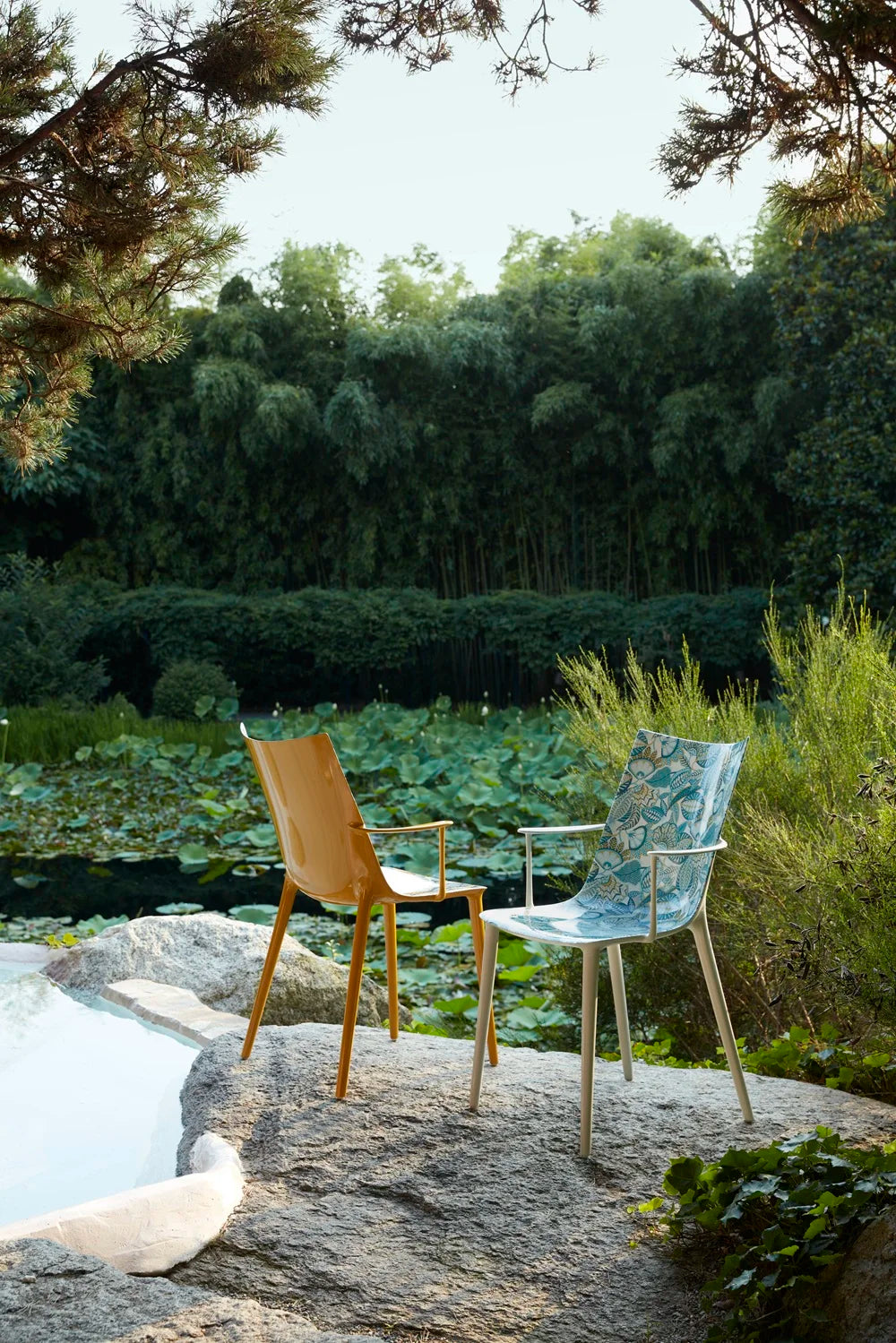 כיסא H.H.H. Graphic Impression Philippe Starck Bordeaux Lacquer