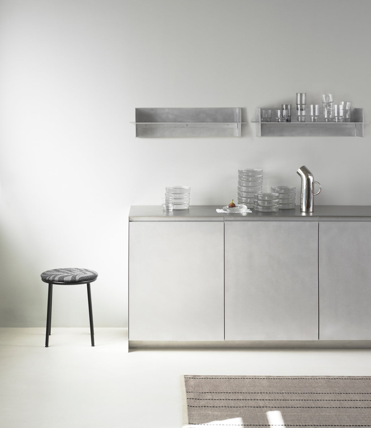 מדף Alu Shelf (Large)