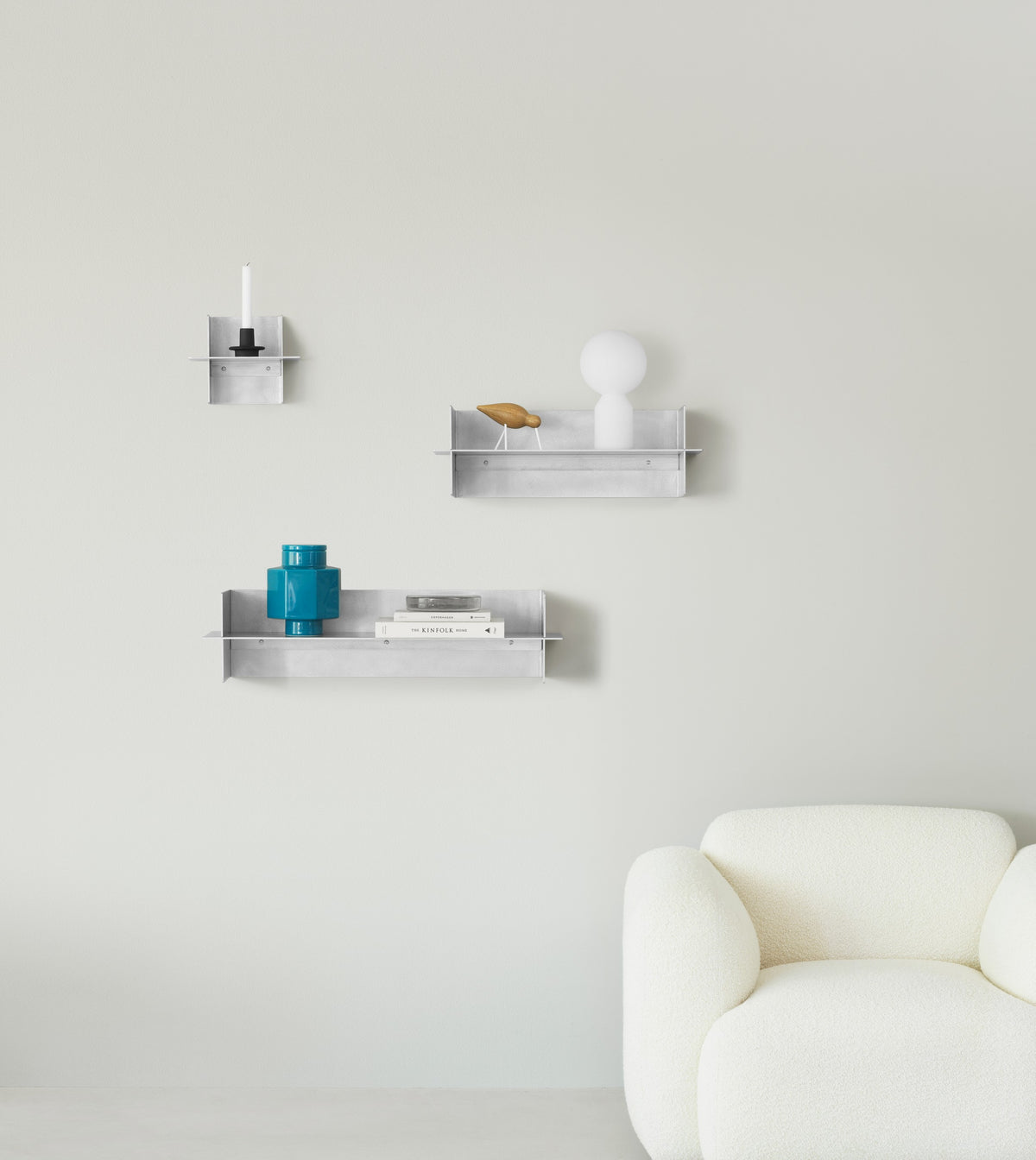 מדף Alu Shelf (Medium)