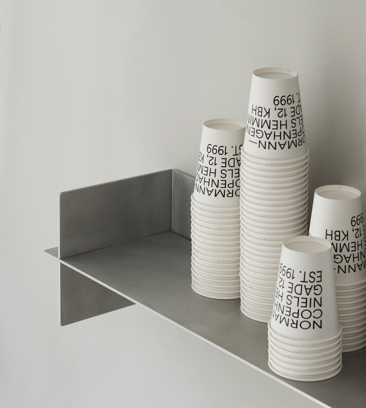 מדף Alu Shelf (Large)