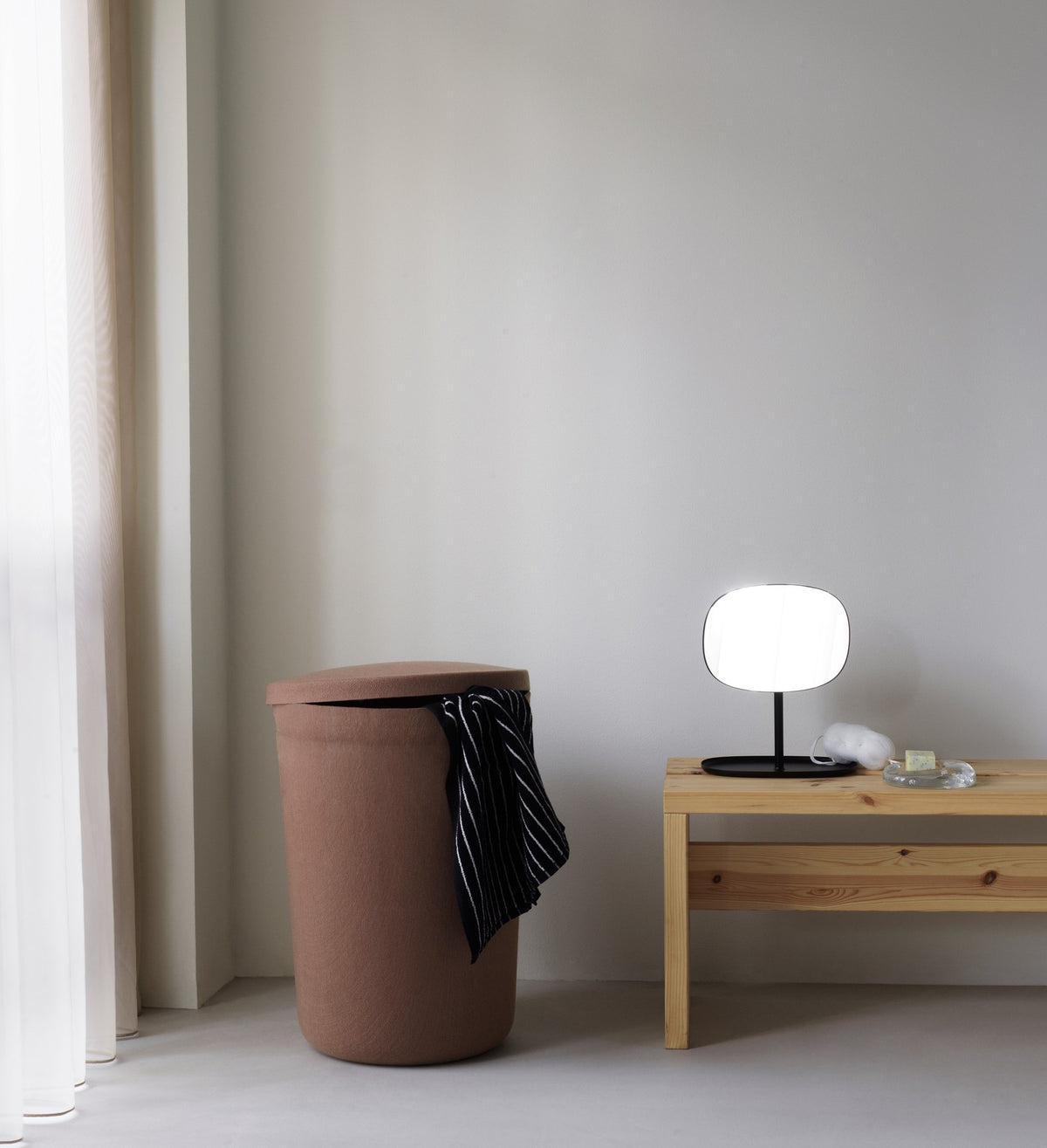 סל כביסה Hide Laundry Basket Brown