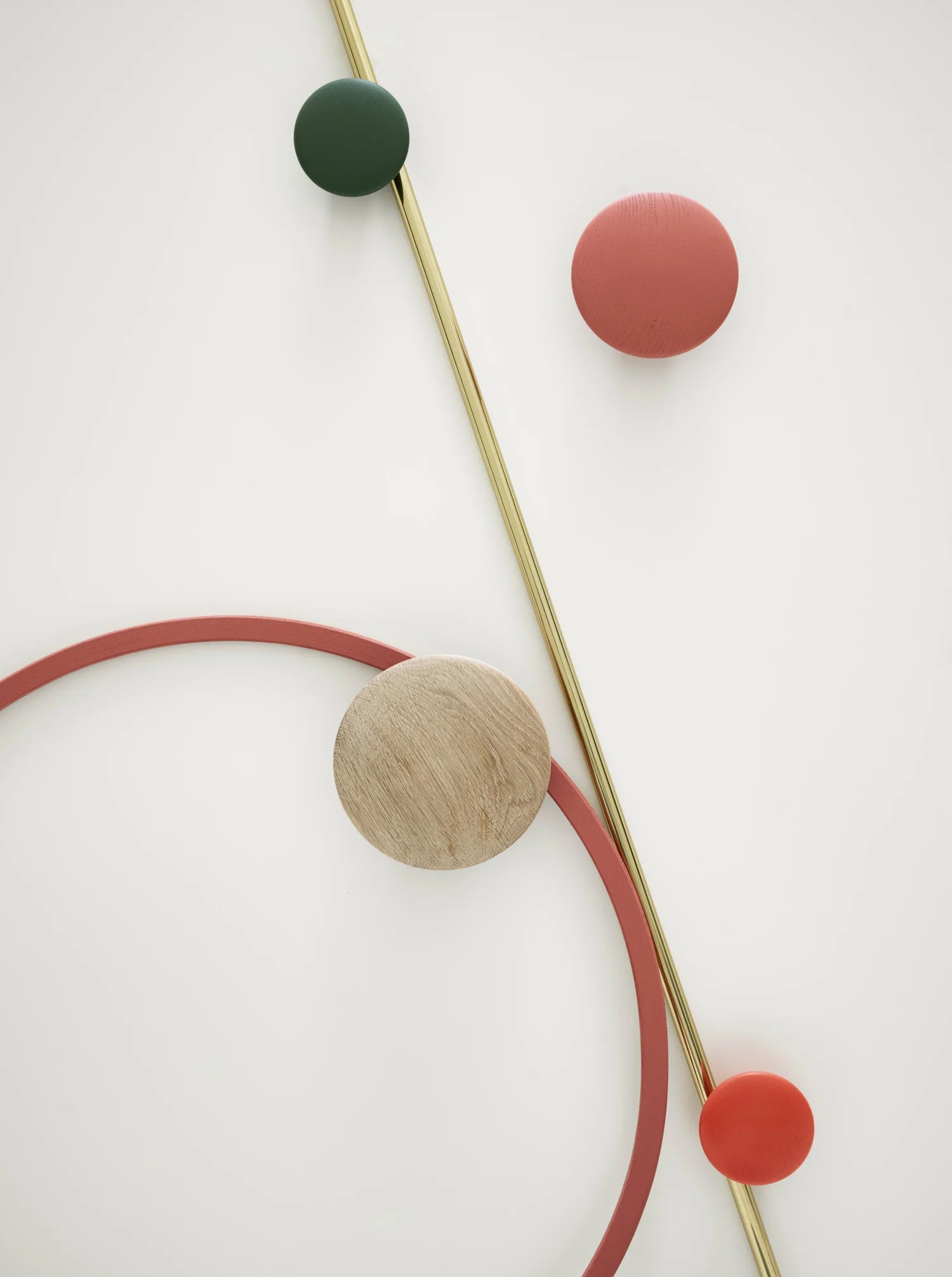 מתלה Dots Wood Oak Ø17cm