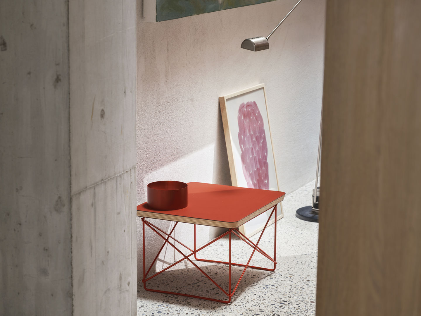 שולחן צד Occasional Table LTR E.Classic Red Base/Lino.d.brick