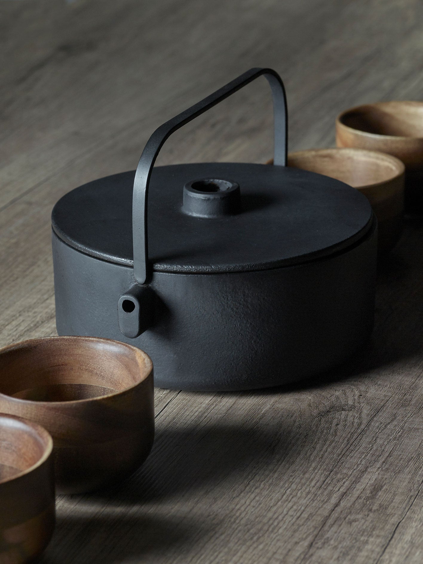 קומקום תה ברזל Tea Pot Cast Iron Black