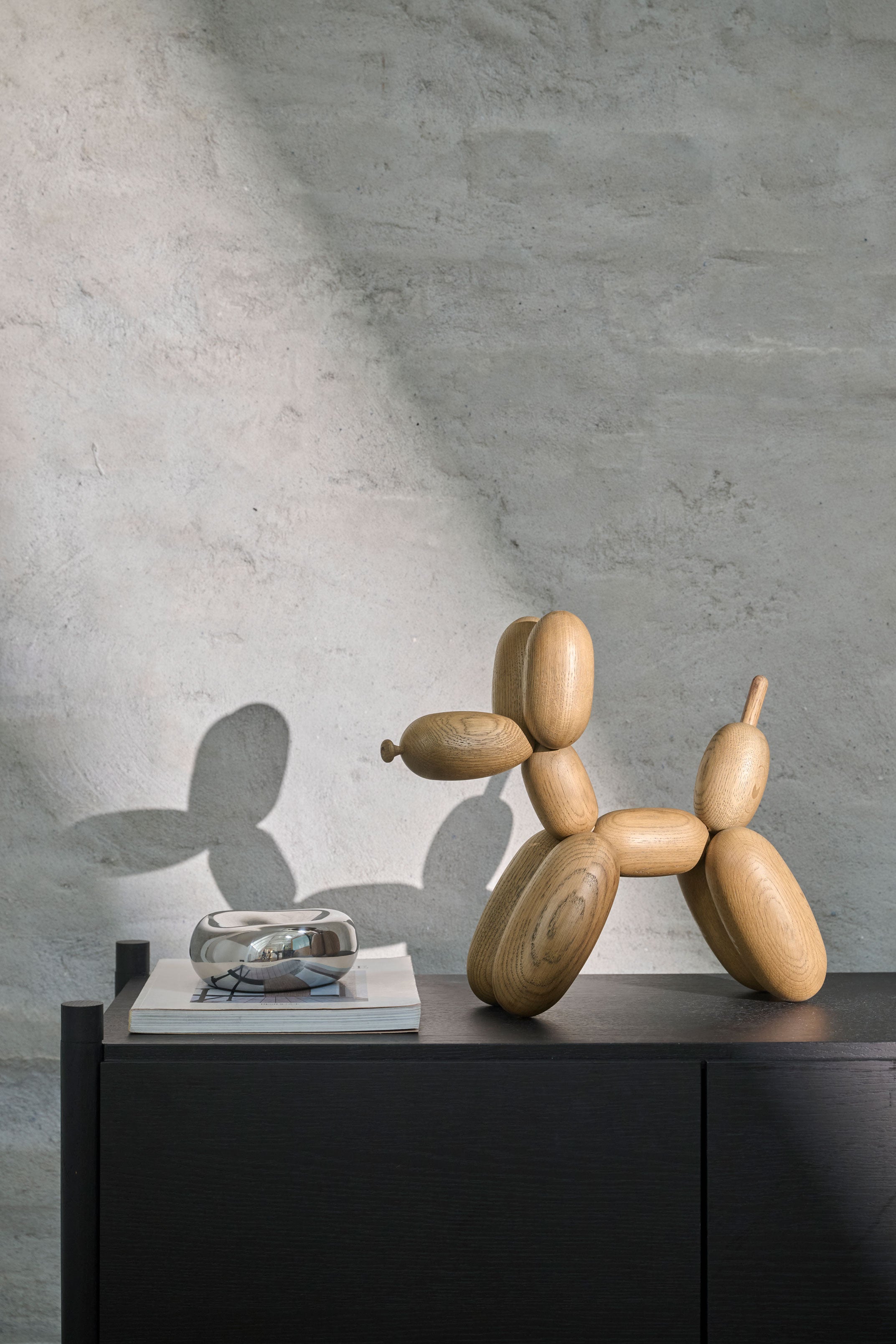 בובת עץ Ballon Dog Oak (Small)