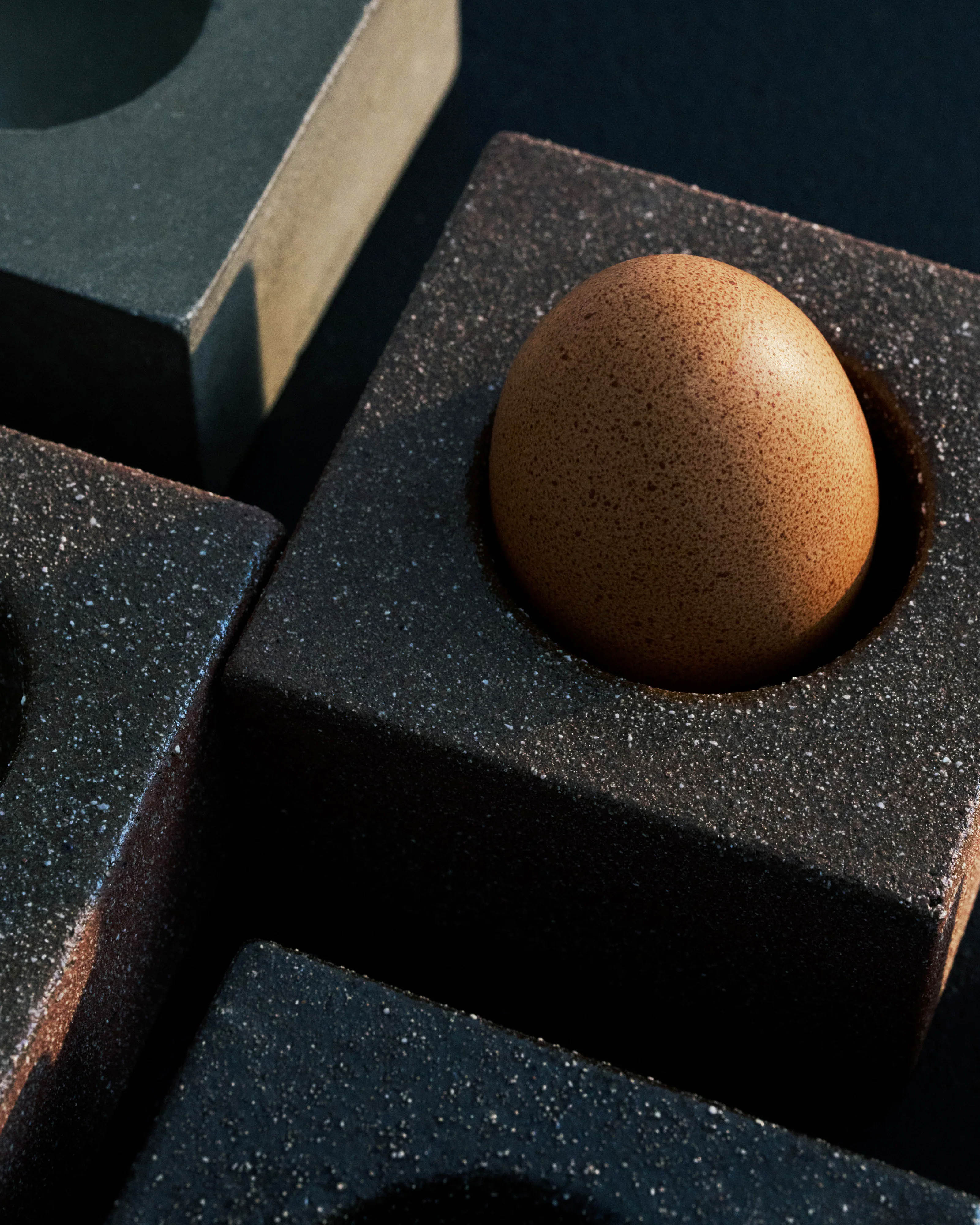סט 2 מעמדי ביצה Uovo Egg Cup Brown