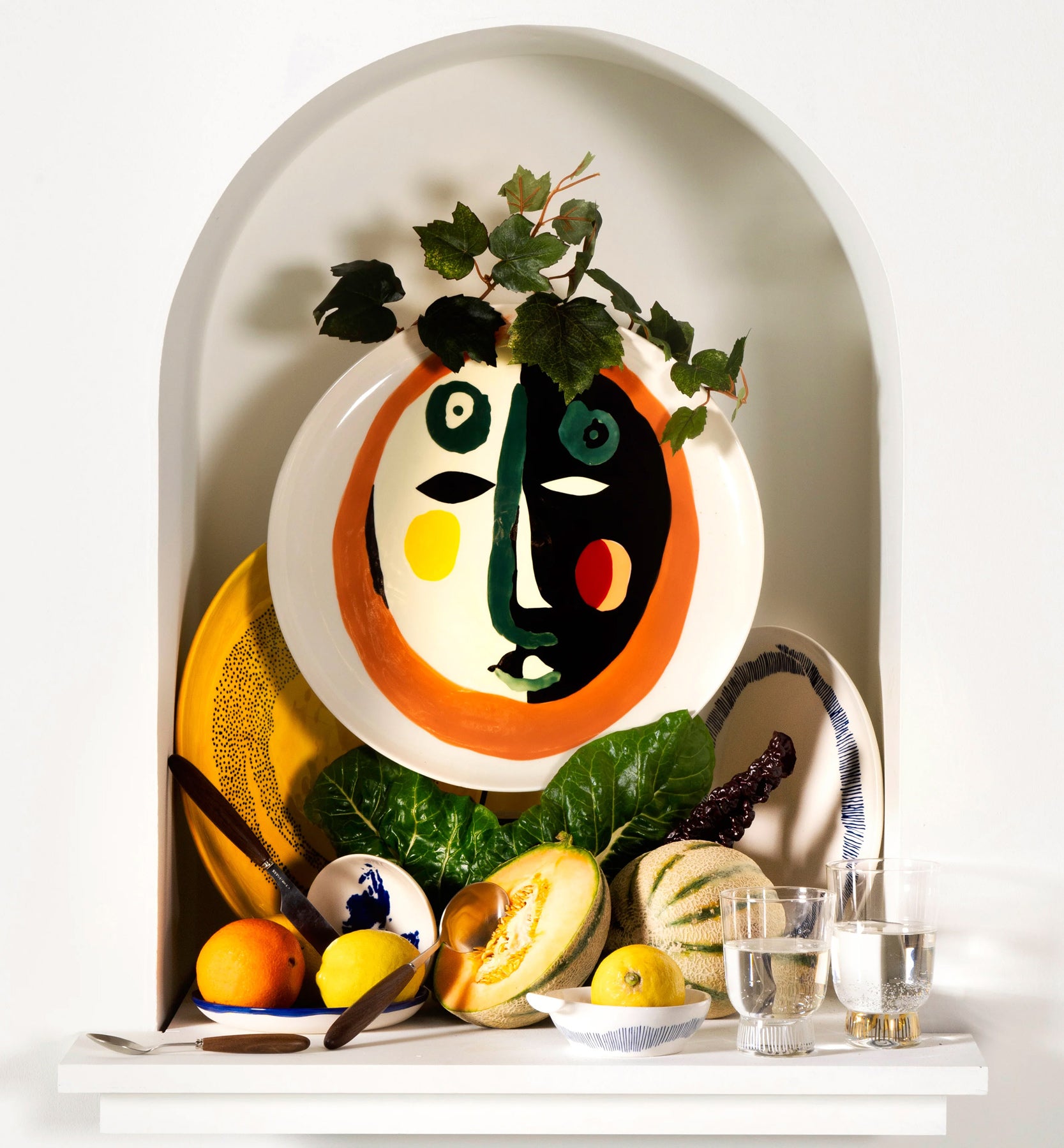 צלחת הגשה Feast Serving Plate With Face 1