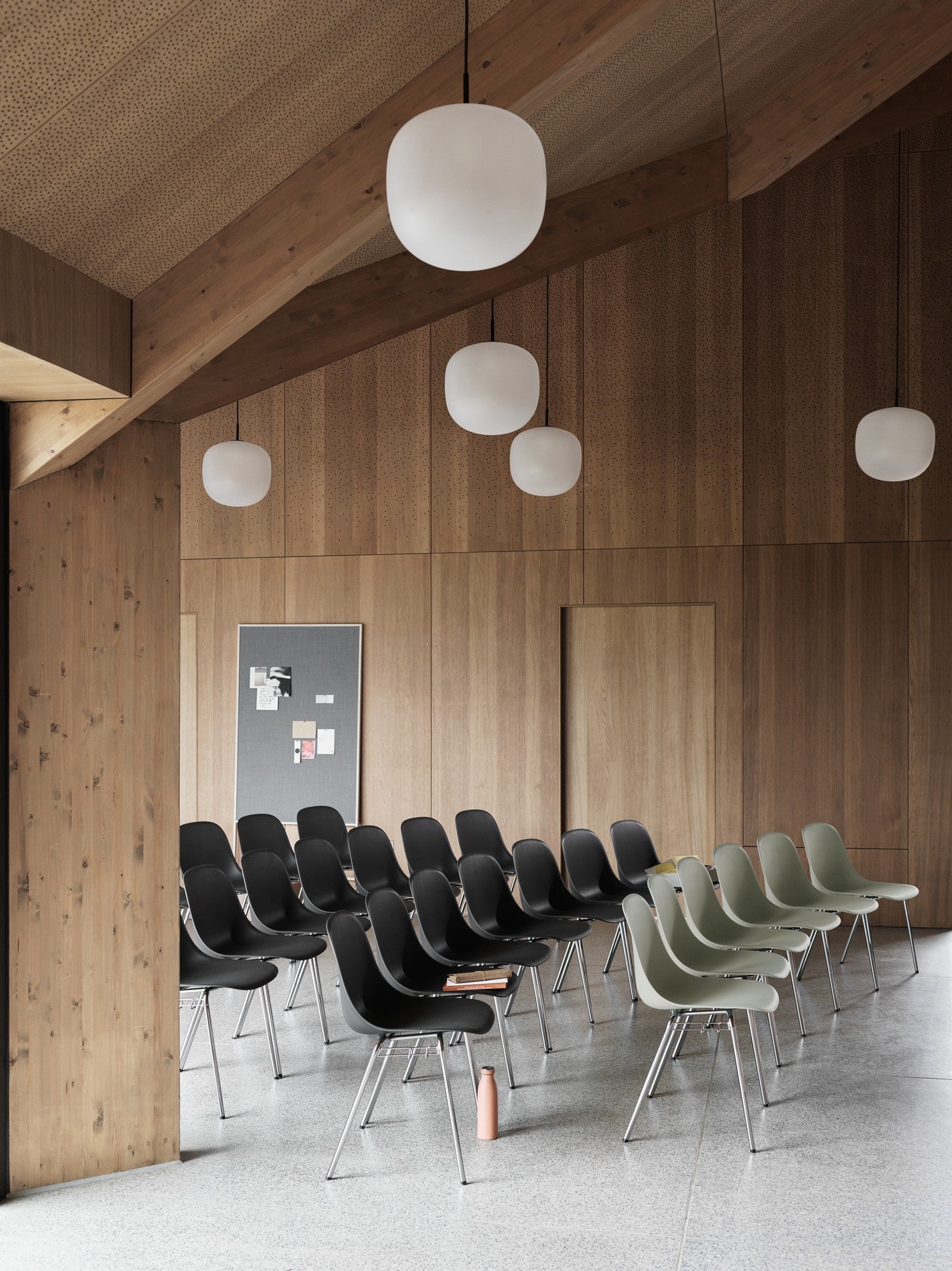 מנורה Rime Pendant Lamp / Ø 37 cm White