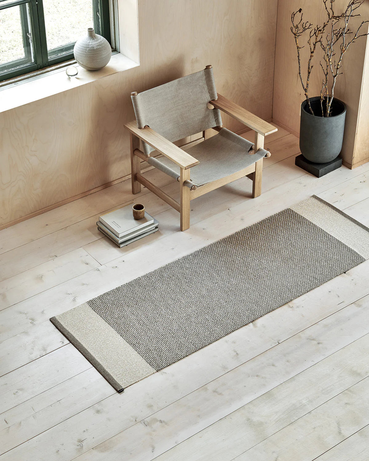 שטיח Edit Rug Mud/Vanilla/Linen (Large)