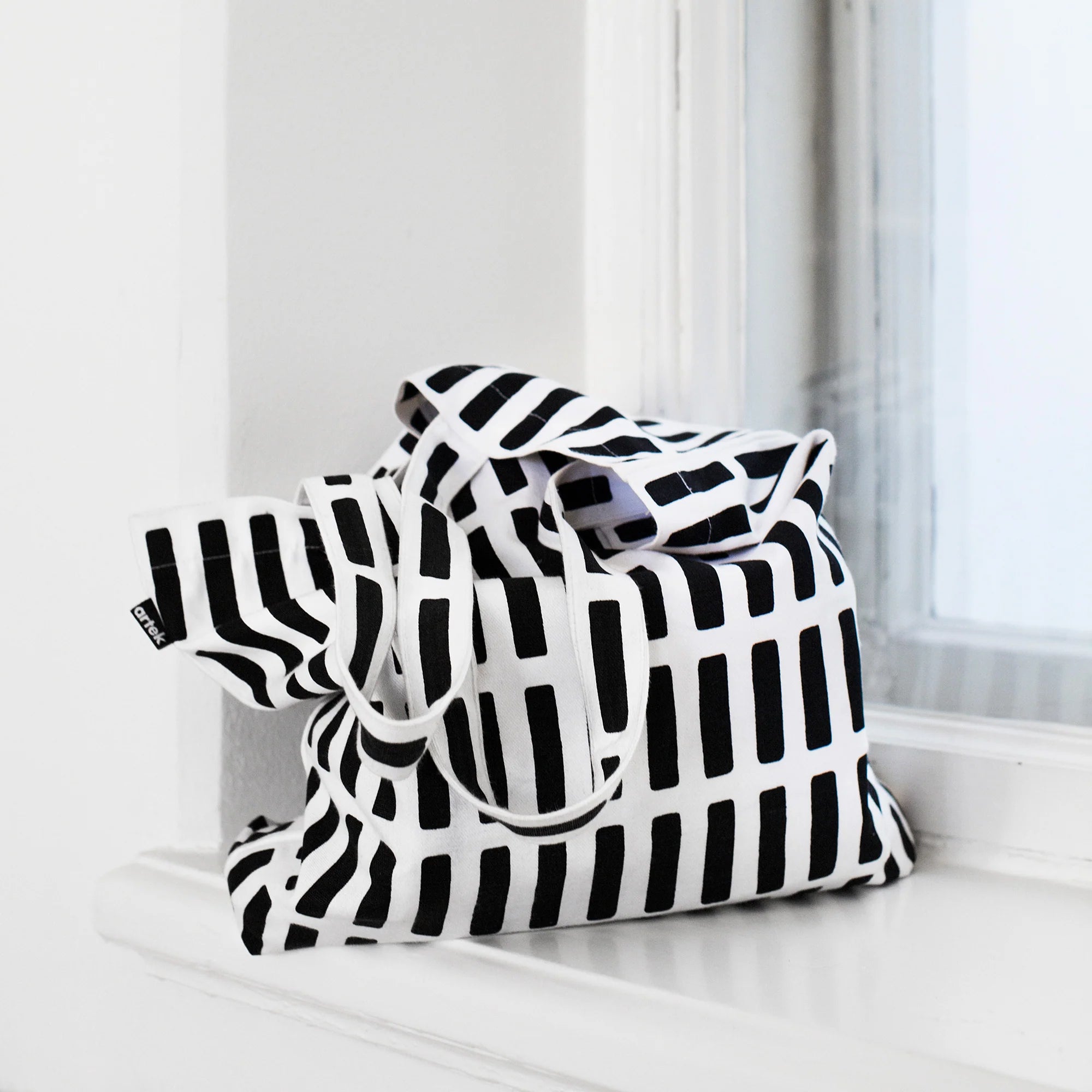 תיק בד Siena Canvas White/ Black