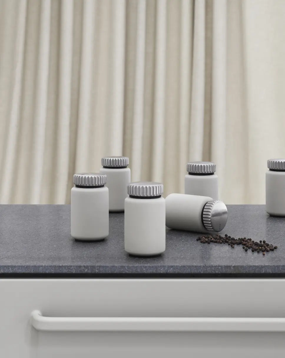 מטחנת פלפל Pepper Mill Grey