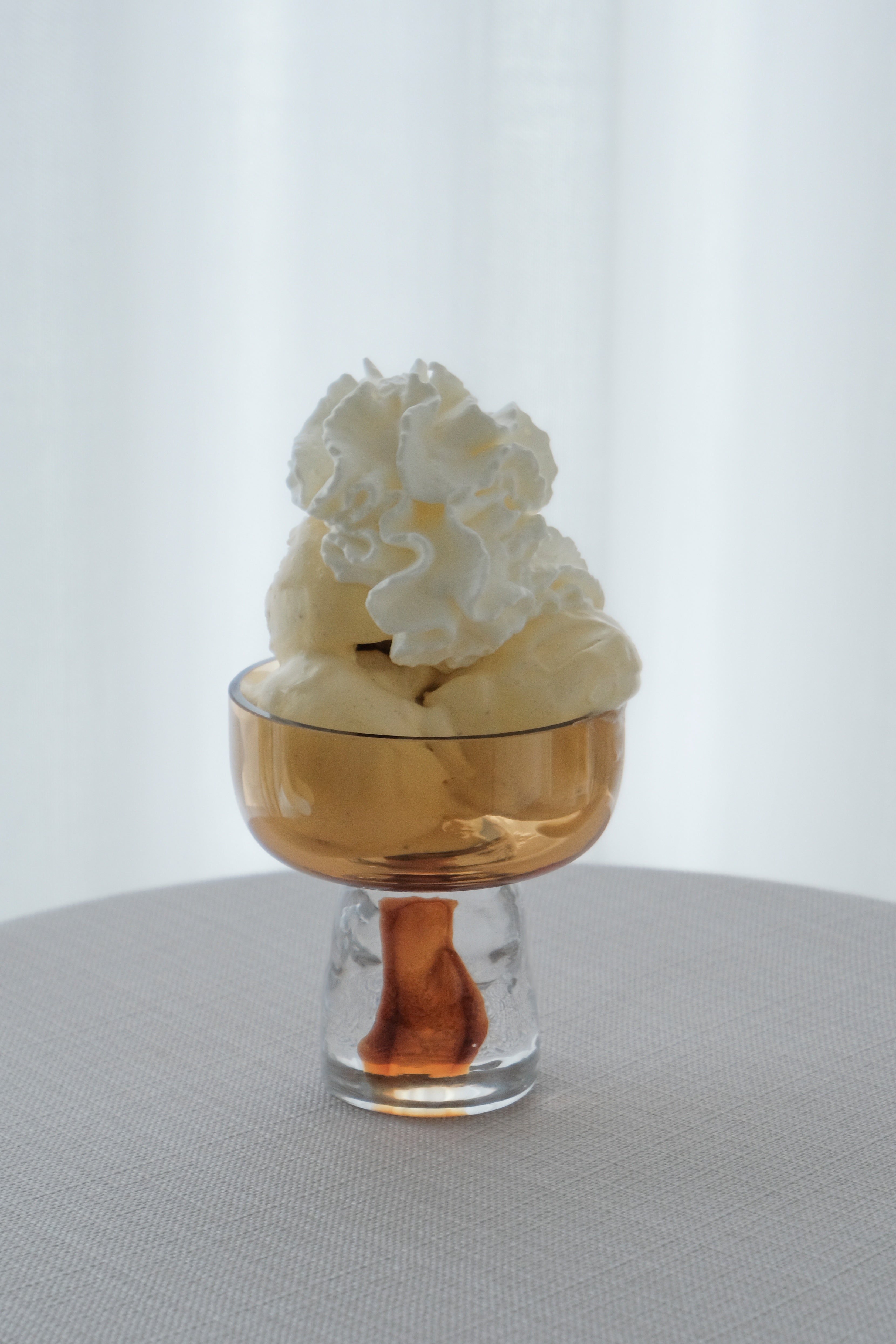 קערת הגשה Gusto Coupe Amber (Large)