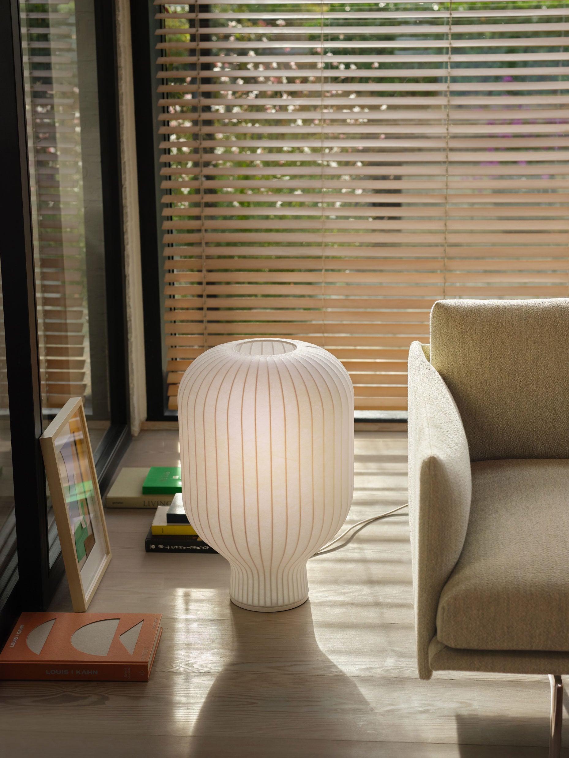מנורה Strand Table Lamp White