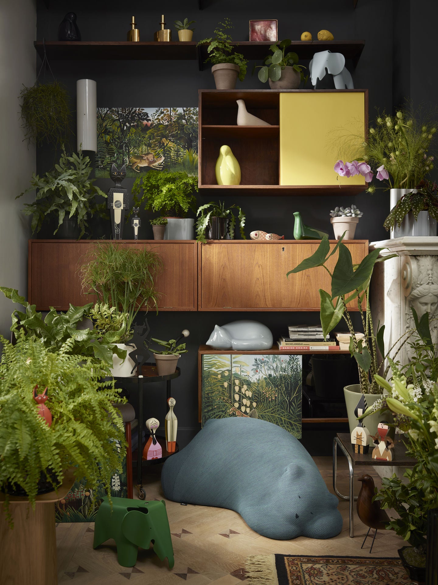 פיל Eames Palm Green (small)